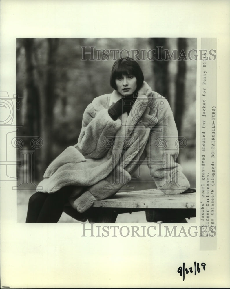 1989 Press Photo Marc Jacobs Pearl Gray Dyed Sheared Fox Jacket for Perry Ellis- Historic Images