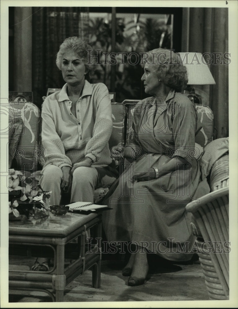 1986 Press Photo Betty White, Bea Arthur on &quot;The Golden Girls&quot; NBC TV Series- Historic Images