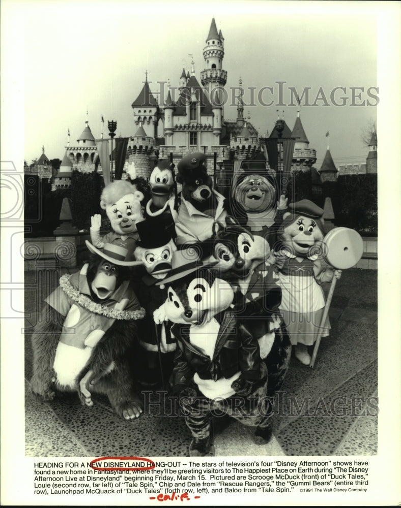 1992 Press Photo &quot;Disney Afternoon&quot; Stars at Disneyland, Scrooge McDuck- Historic Images