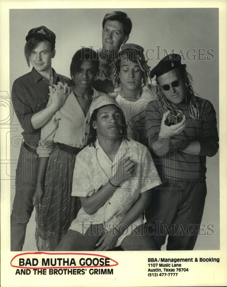 1989 Press Photo Rock group "Bad Mutha Goose and the Brothers' Grimm".- Historic Images