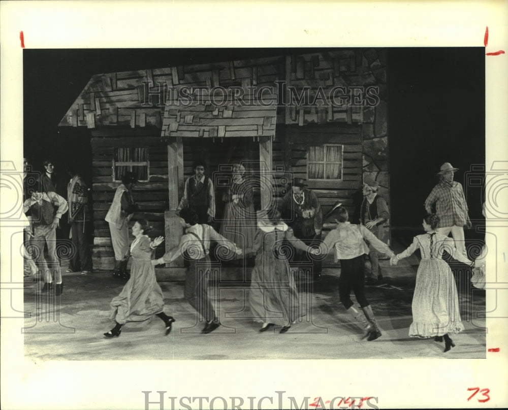 1980 Press Photo Scene of dancing in San Felipe at Galveston Island State Park.- Historic Images