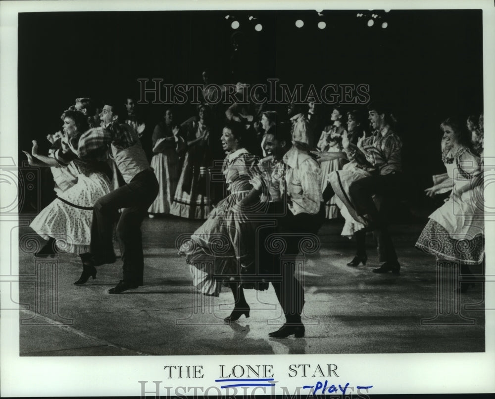 1986 Press Photo Scene from The Lone Star play. - hcp06647- Historic Images