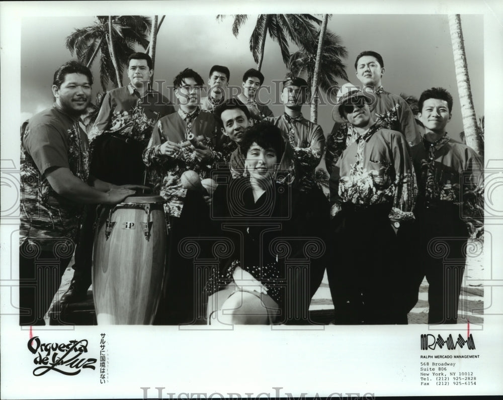 1992 Press Photo Members of the Orquestra de la Luz music group - hcp06811- Historic Images