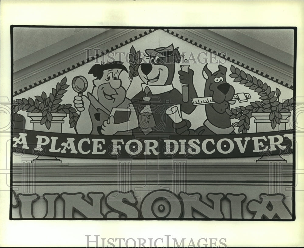 1983 Press Photo &#39;A Place For Discovery&#39; Hanna Barbera Land. - hcp07005- Historic Images