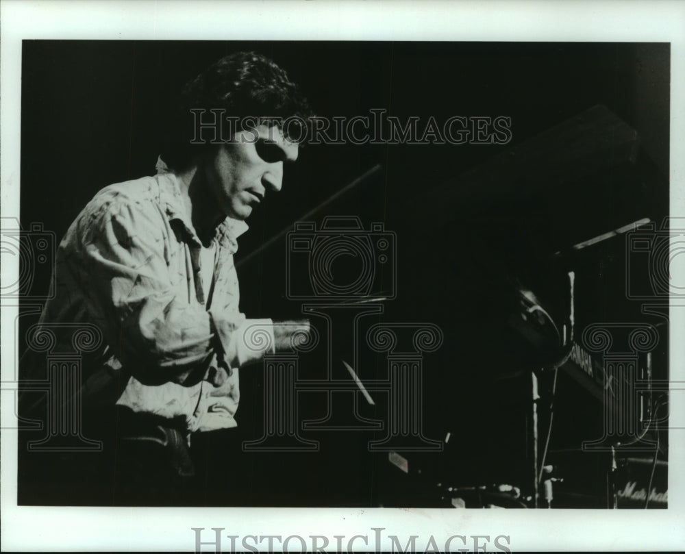 1992 Press Photo Joan Albert Amergos on piano for Benavent-Amargos Group- Historic Images