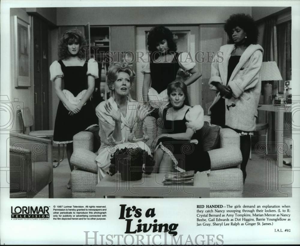 1987 Press Photo Scene on &quot;It&#39;s a Living&quot; TV Series - hcp08089- Historic Images