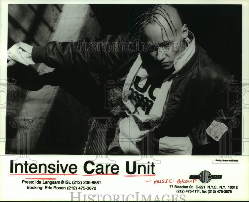 1995 Press Photo Music Group &quot;Intensive Care Unit&quot; - hcp08126- Historic Images