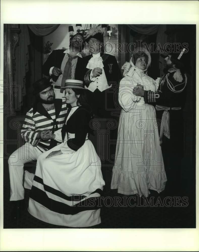 1982 Press Photo Cast of Gilbert and Sullivan Society, Houston - hcp08292- Historic Images