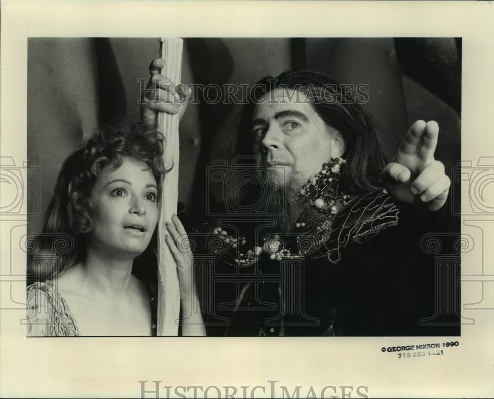 1990 Press Photo Lisa Griffith, Michael LaGue; Houston Shakespeare&#39;s The Tempest- Historic Images