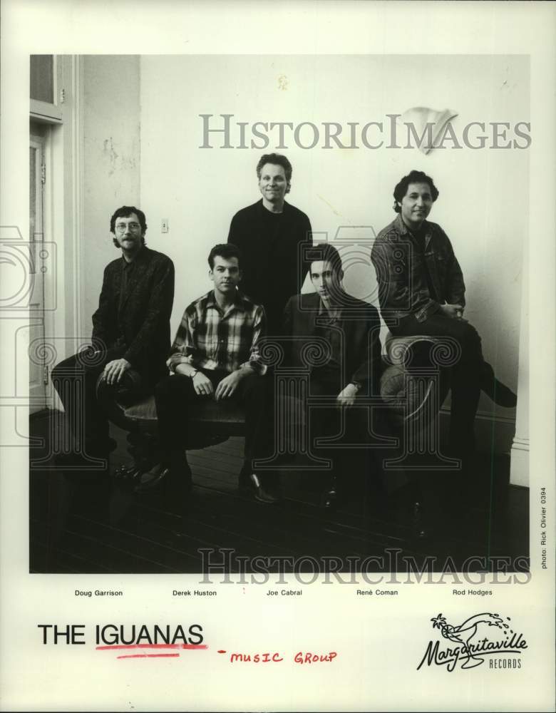 1995 Press Photo Members of the music group The Iguanas - hcp08629- Historic Images