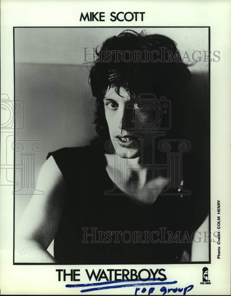 1984 Press Photo Mike Scott of the Waterboys Pop Music Group - hcp08859- Historic Images