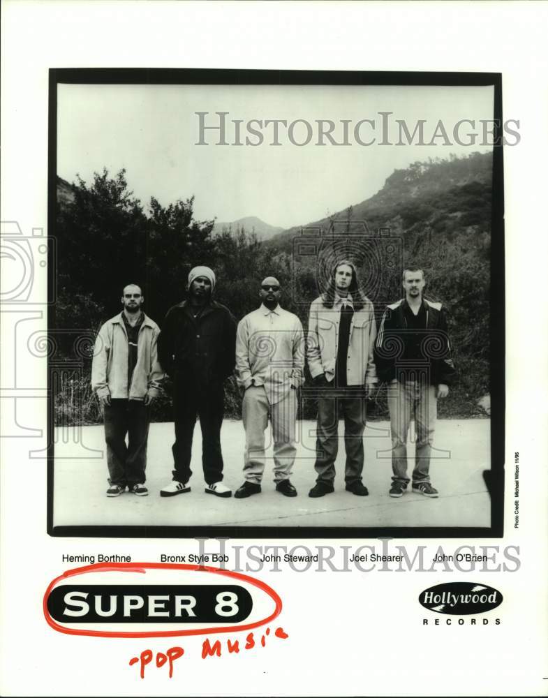 1995 Press Photo Members of the pop music group Super 8 - hcp08989- Historic Images