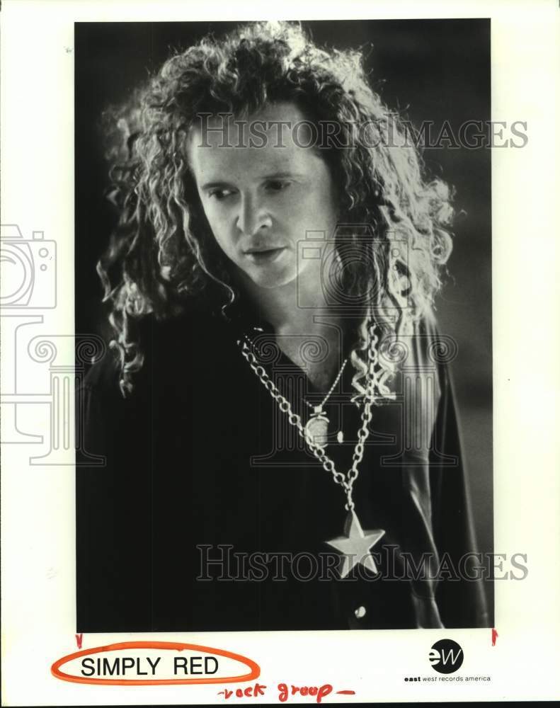 1992 Press Photo Mick Hucknall of the rock group Simply Red - hcp09144- Historic Images