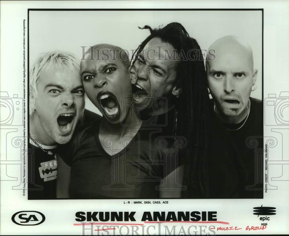 1995 Press Photo Members of music group &quot;Skunk Anansie&quot; - hcp09321- Historic Images