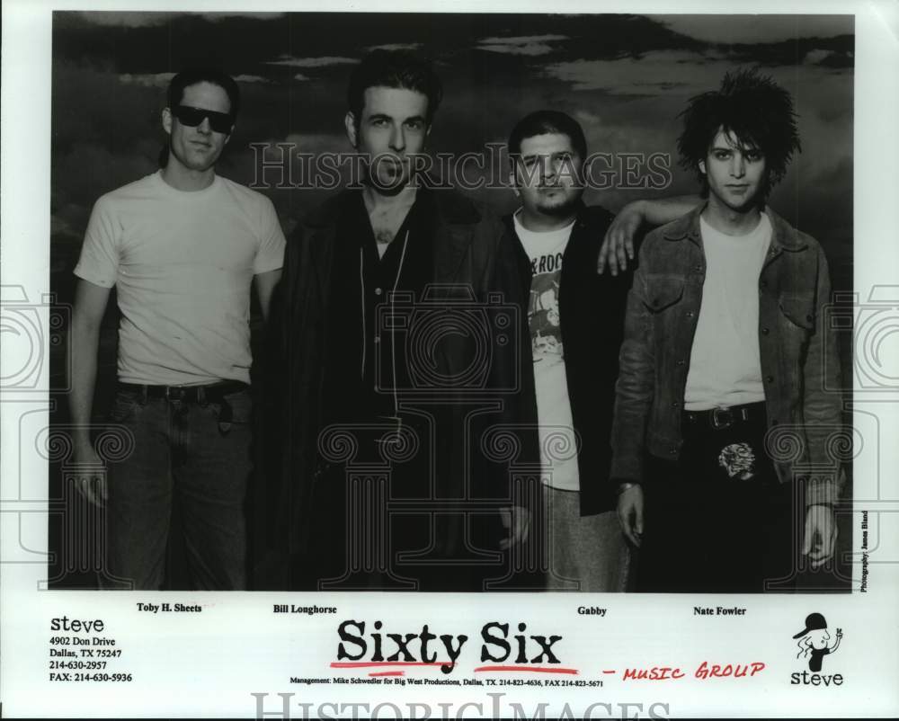 1995 Press Photo Members of music group &quot;Sixty Six&quot;. - hcp09333- Historic Images