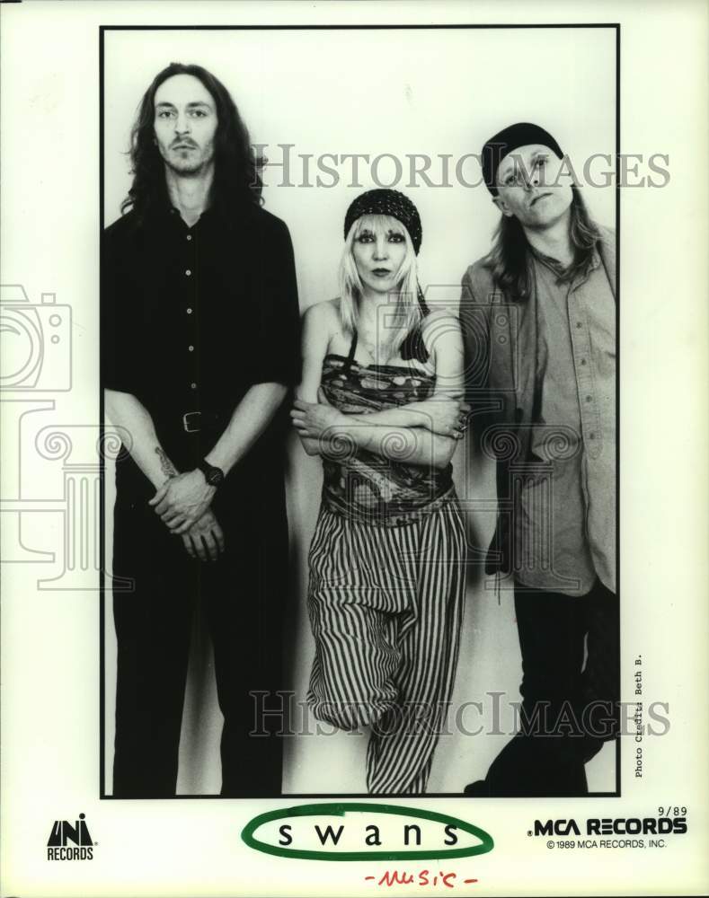 1989 Press Photo Music Group Swans - hcp09400- Historic Images