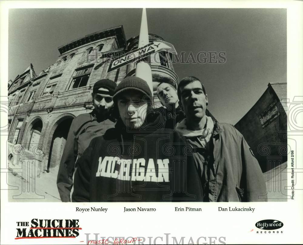 1998 Press Photo The Suicide Machines - punk rock band - hcp09857- Historic Images