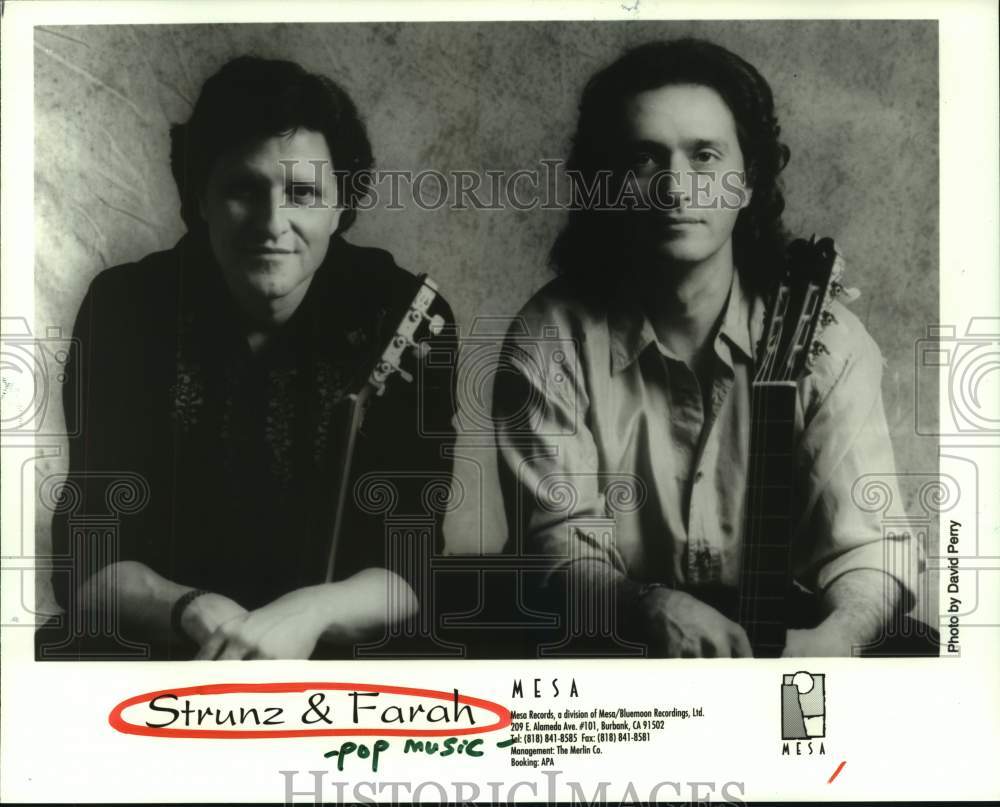 1995 Press Photo Pop music group Strunz & Farah. - hcp09876- Historic Images
