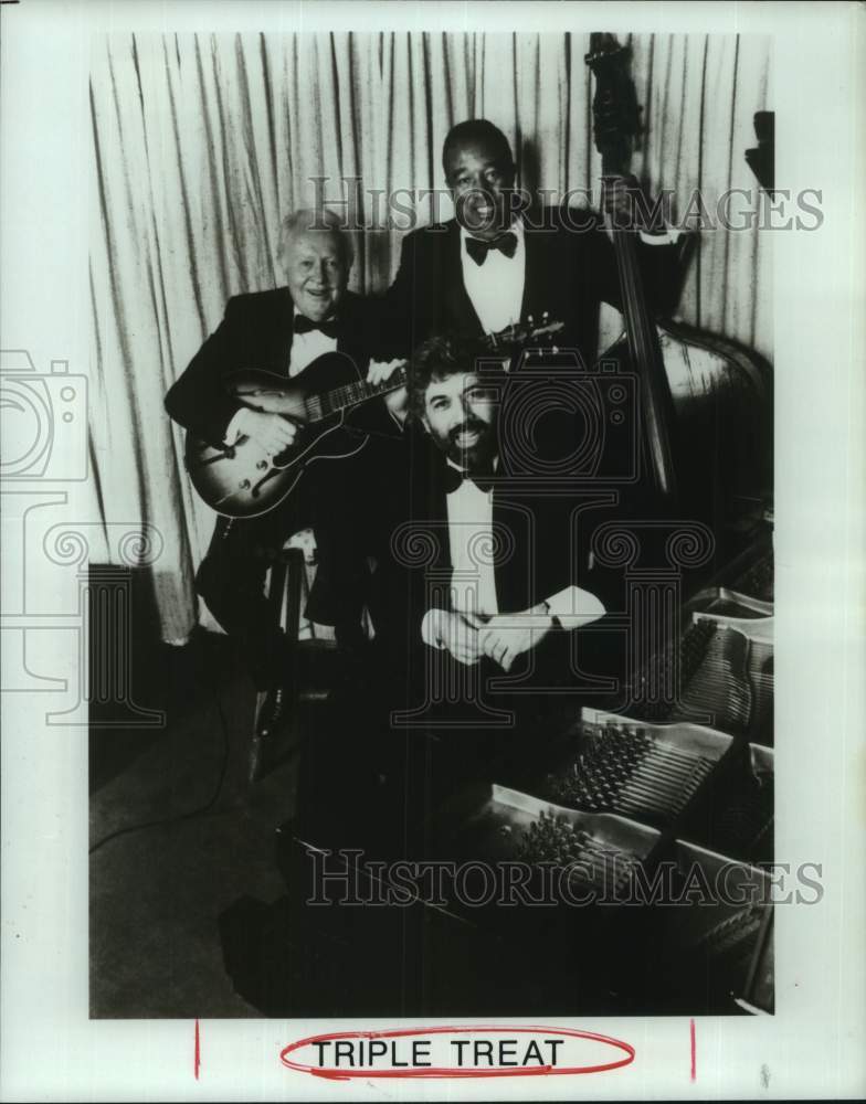 1989 Press Photo Members of the musical group &quot;Triple Treat&quot; - hcp10203- Historic Images