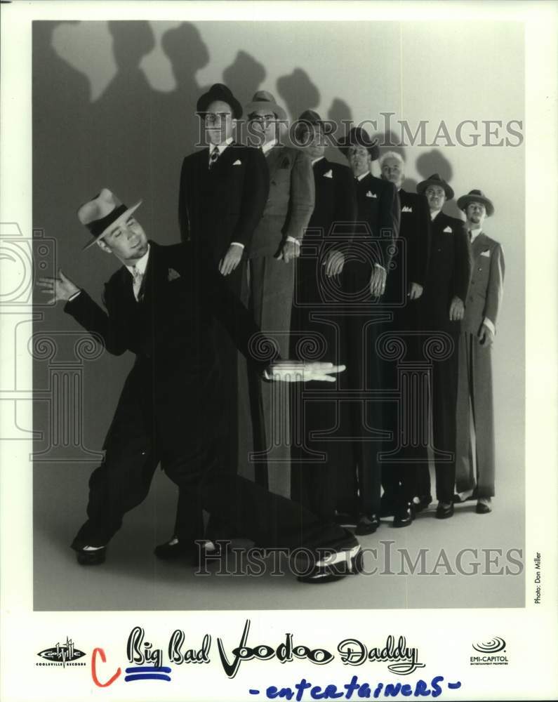 1998 Press Photo Entertainers group Big Bad Voodoo Daddy - hcp10305- Historic Images