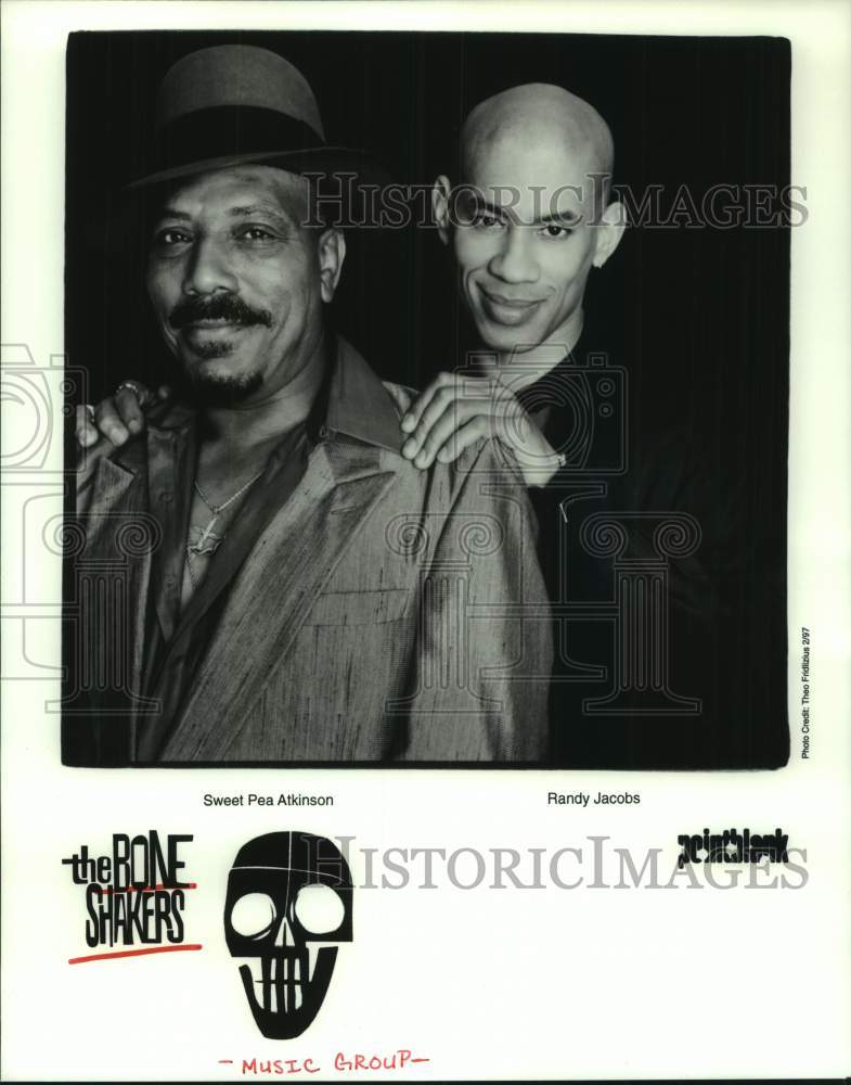 1997 Press Photo Music Group &quot;The Bone Shakers&quot; Sweet Pea Atkinson, Randy Jacobs- Historic Images