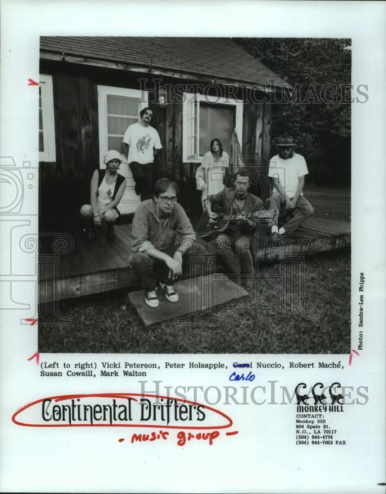 1995 Press Photo Music Group &quot;Continental Drifters&quot; - hcp10333- Historic Images