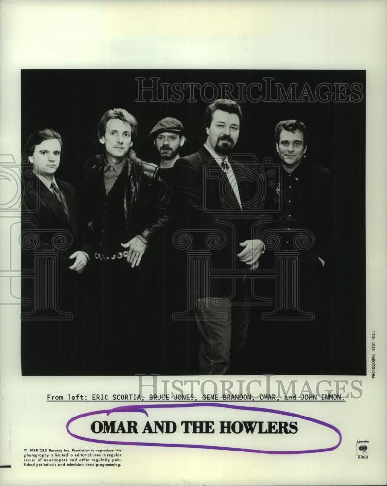 1988 Press Photo Members of rock group &quot;Omar and the Howlers&quot;. - hcp10447- Historic Images