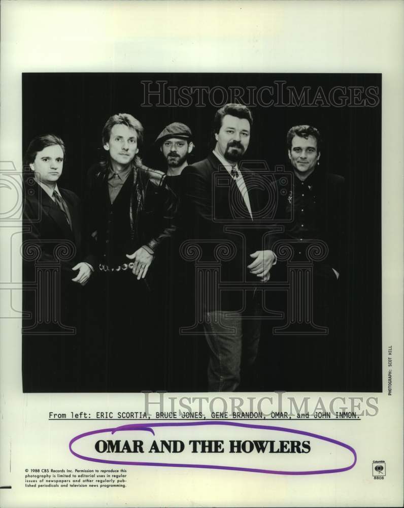 1988 Press Photo Members of rock group "Omar and the Howlers". - hcp10447- Historic Images