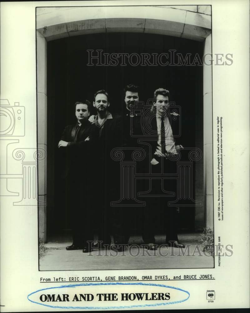 1987 Press Photo Members of music group &quot;Omar and the Howlers&quot;. - hcp10450- Historic Images