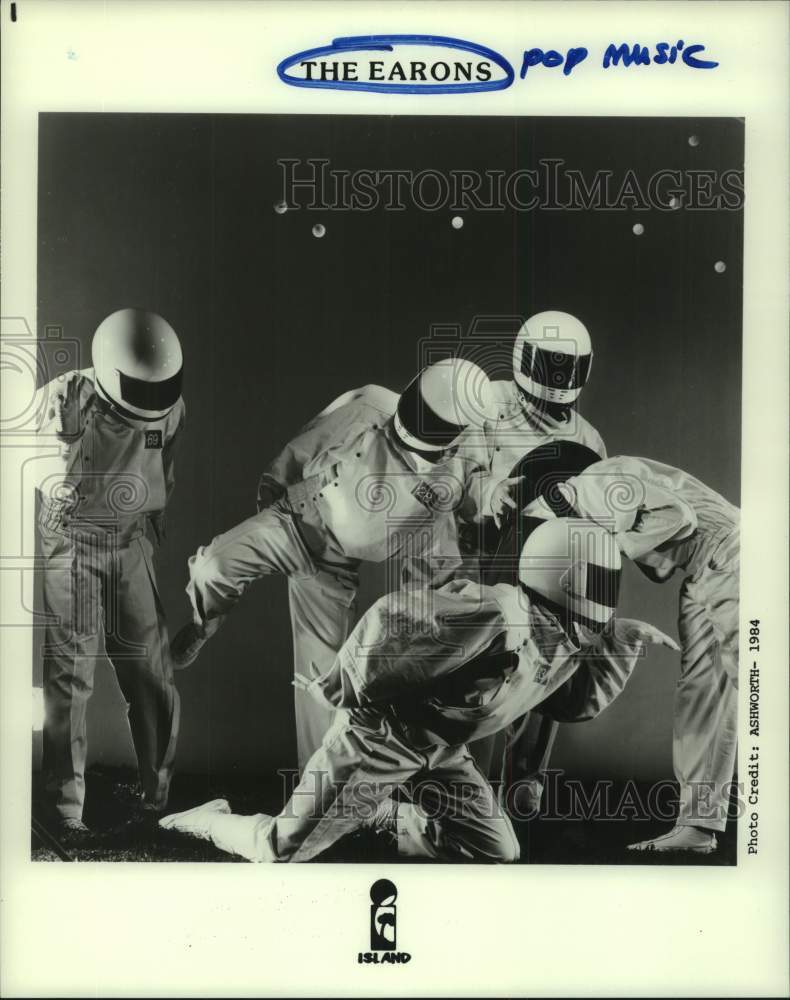 1984 Press Photo Members of band The Earons in space suits - hcp10532- Historic Images