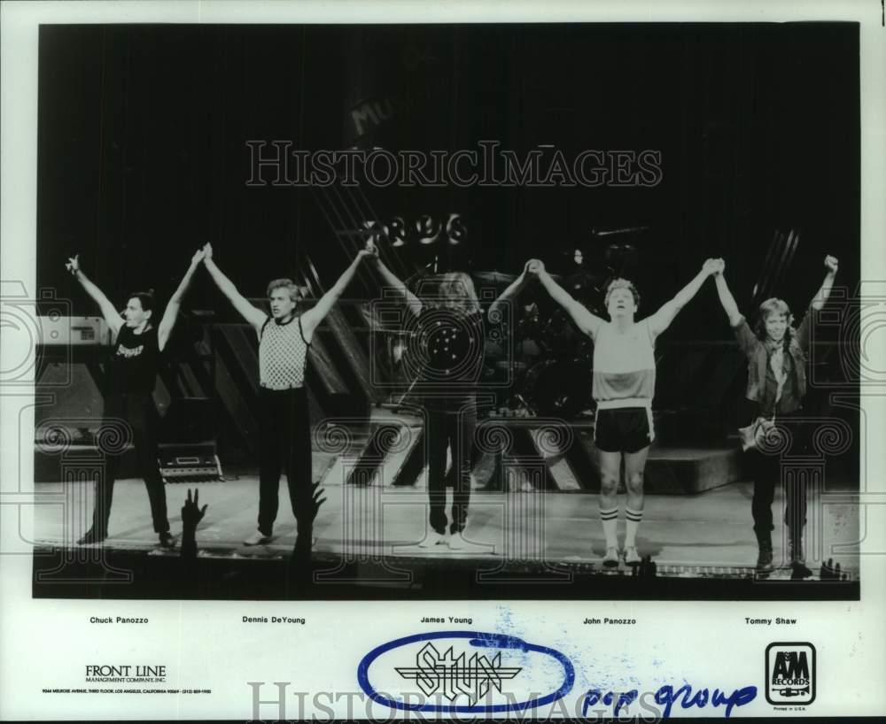 1984 Press Photo The rock band Styx on stage - hcp10777- Historic Images