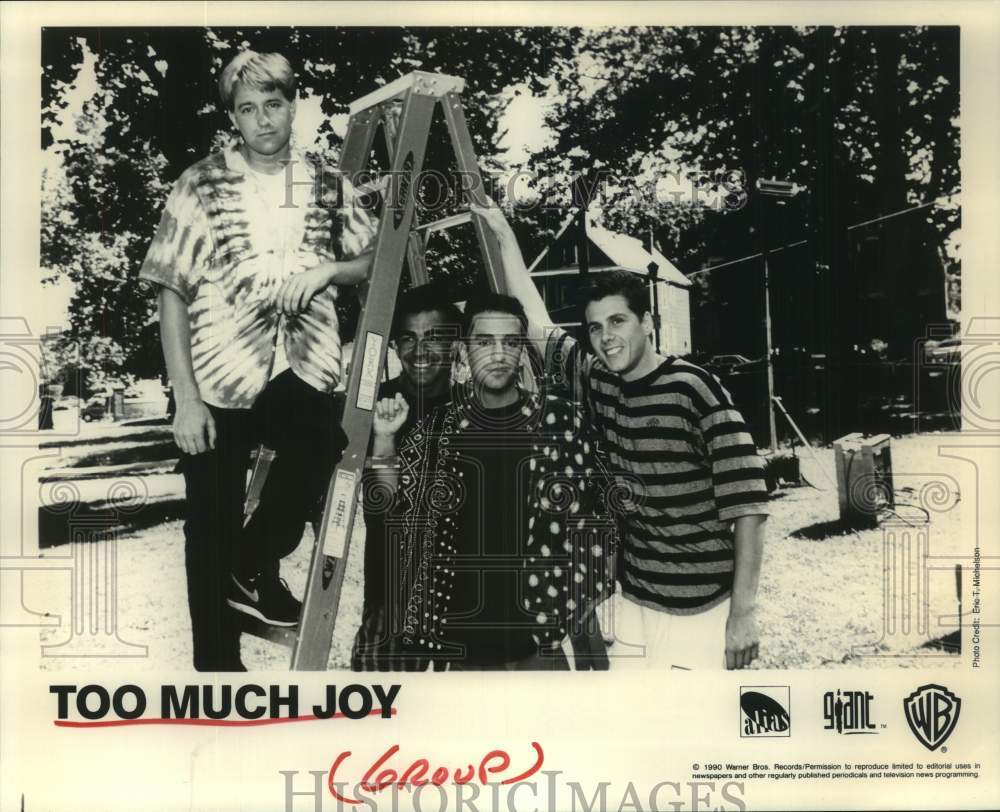 1990 Press Photo Members of the music group &quot;Too Much Joy&quot; - hcp10974- Historic Images