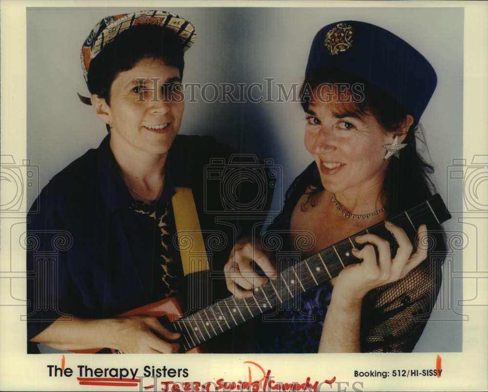 1997 Press Photo Members of the music group The Therapy Sisters - hcp11144- Historic Images