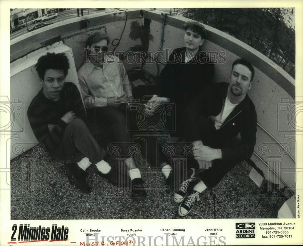 1995 Press Photo Members of the Music Group "2 Minutes Hate" - hcp11319- Historic Images