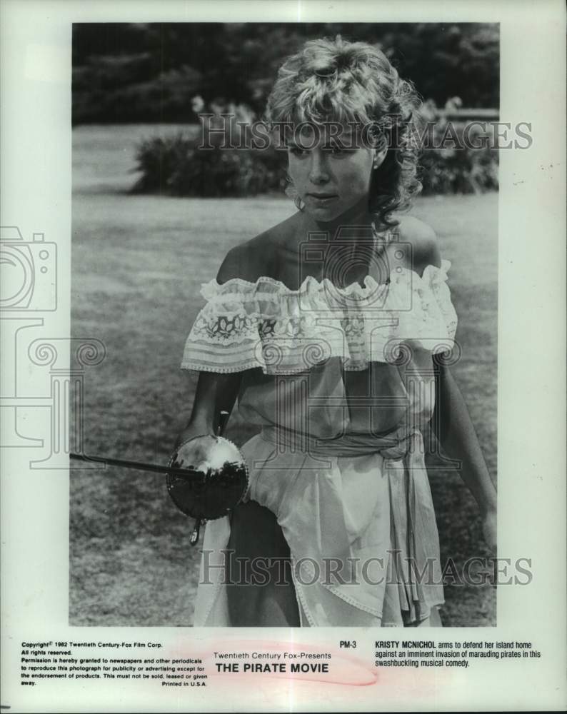 1982 Press Photo Kristy McNichol defends island home in &quot;The Pirate Movie&quot;- Historic Images