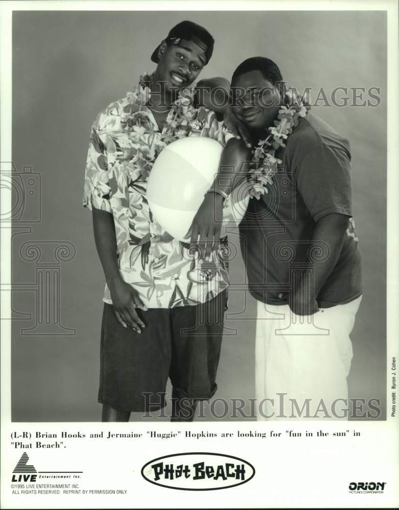 1995 Press Photo Brian Hooks and Jermaine Hopkins from &quot;Phat Beach&quot; - hcp11751- Historic Images