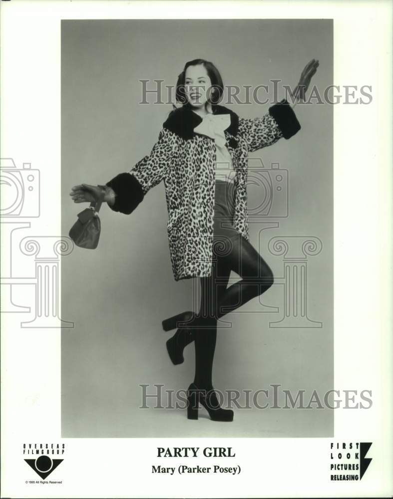 1995 Press Photo Actor Parker Posey as Mary for &quot;Party Girl&quot; - hcp11824- Historic Images