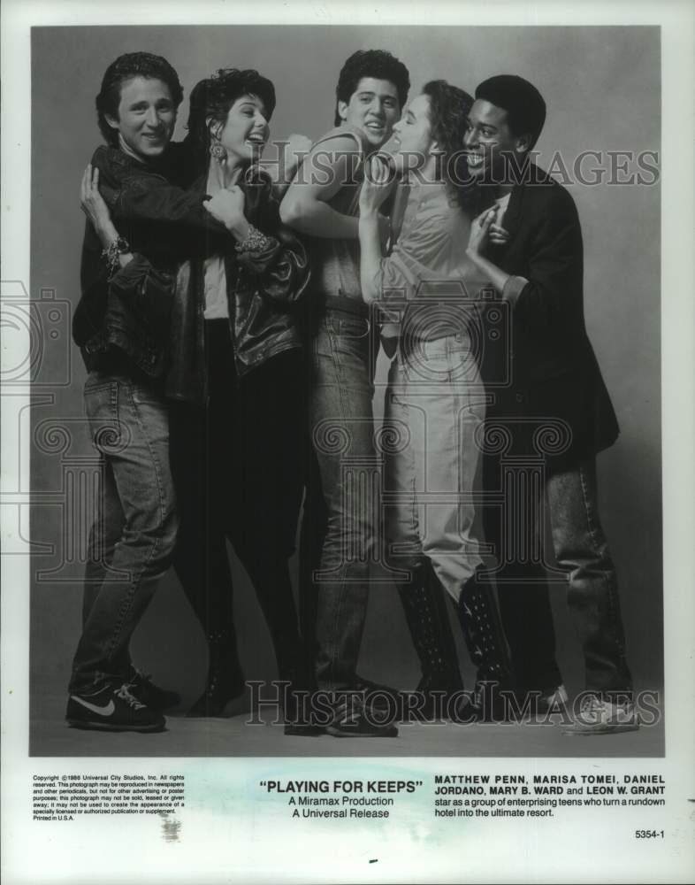 1986 Press Photo Cast of the Universal movie &quot;Playing for Keeps&quot; - hcp11840- Historic Images