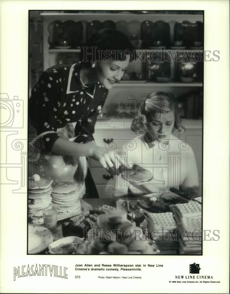 1998 Press Photo Scene from &quot;Pleasantville&quot; Movie Starring Reese Witherspoon- Historic Images