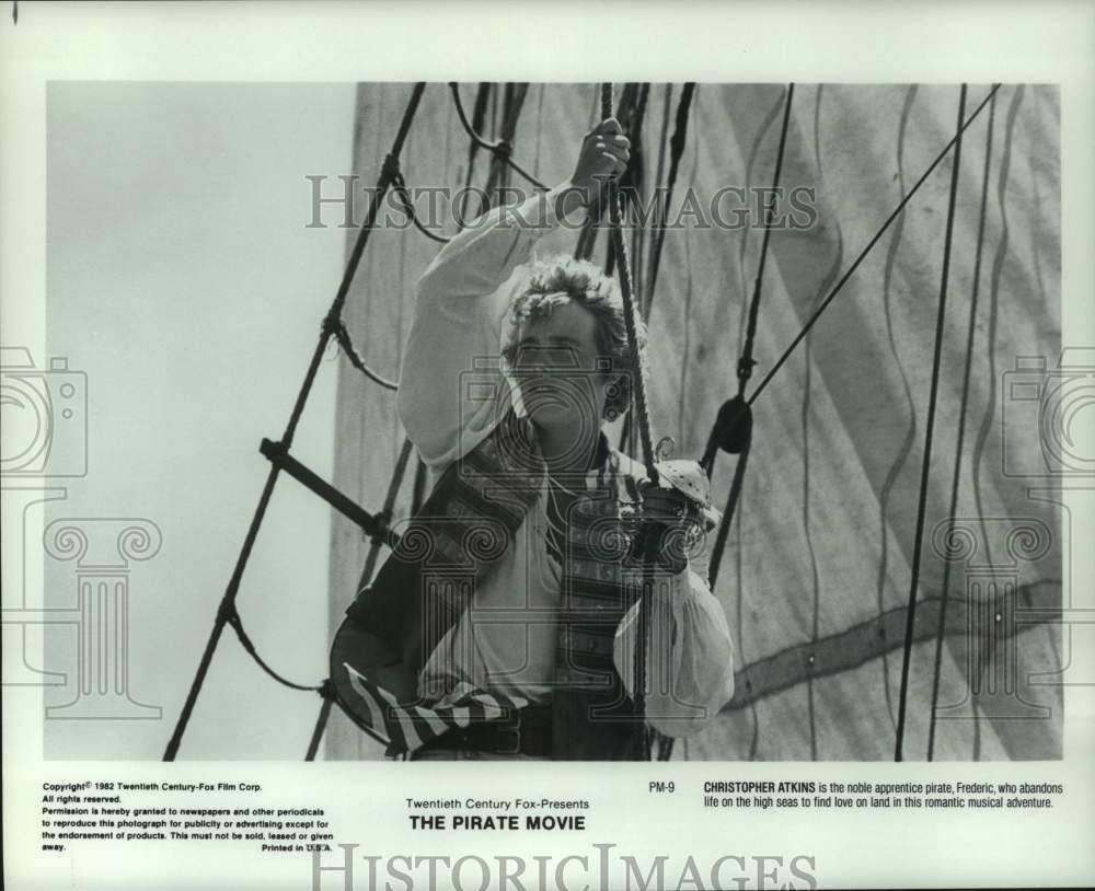 1982 Press Photo Actor Christopher Atkins in Scene from The Pirate Movie- Historic Images