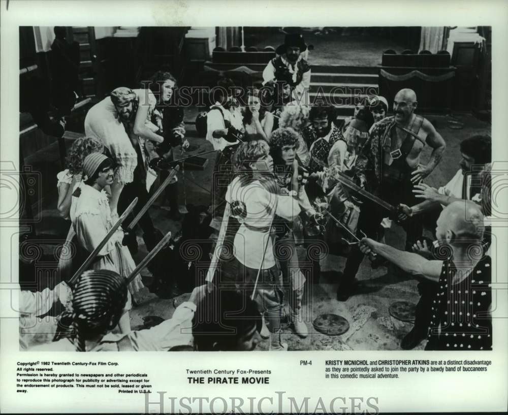 1982 Press Photo Kristy McNichol, Christopher Atkins, in &quot;The Pirate Movie&quot;- Historic Images