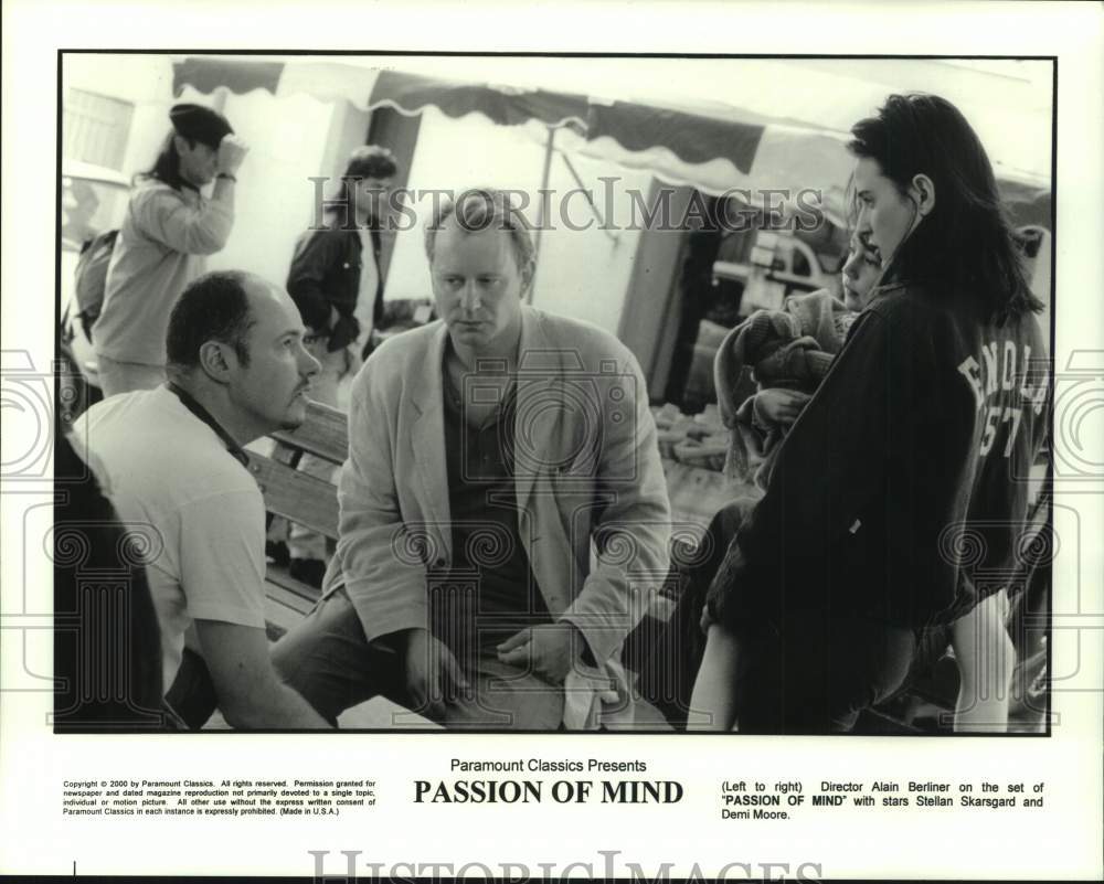 2000 Press Photo Director and stars on the set of &quot;Passion of Mind&quot; - hcp12481- Historic Images