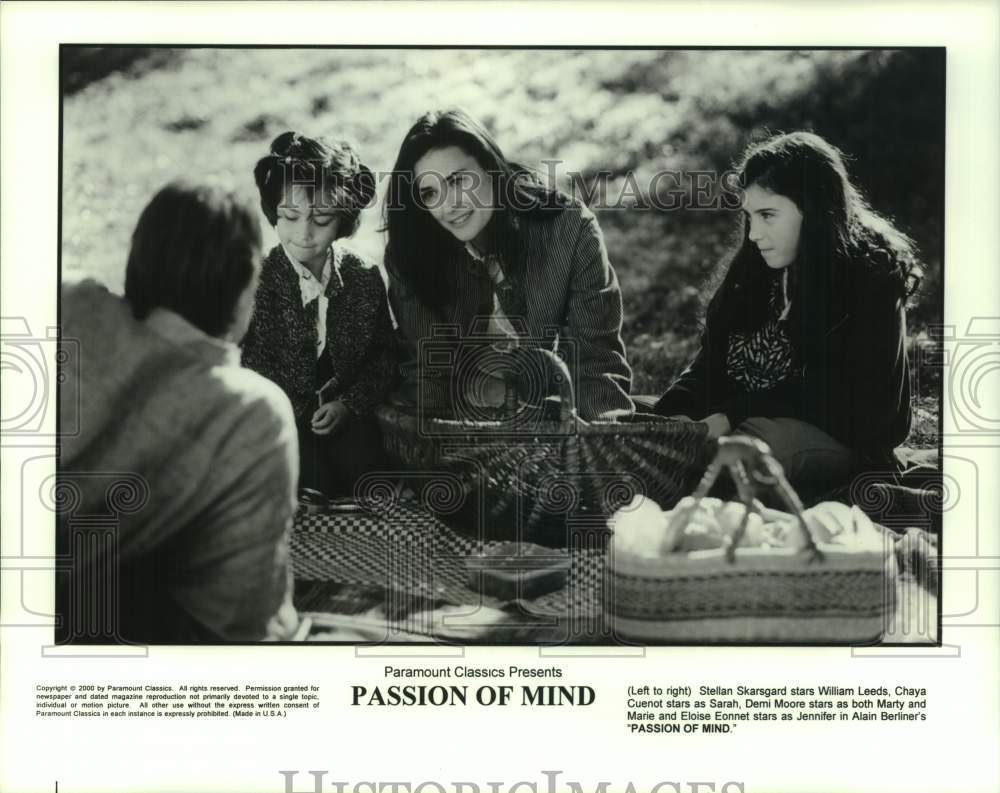 2000 Press Photo Cast of &quot;Passion of Mind&quot; from Paramount Classics - hcp12483- Historic Images