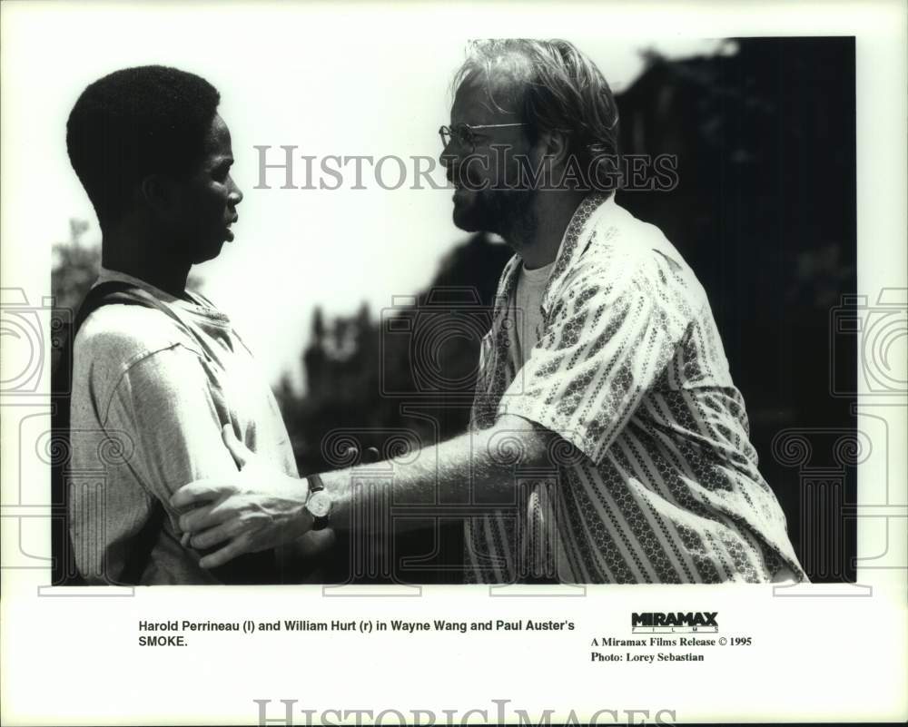 1995 Press Photo Harold Perrineau and William Hurt Perform in &quot;Smoke&quot;- Historic Images