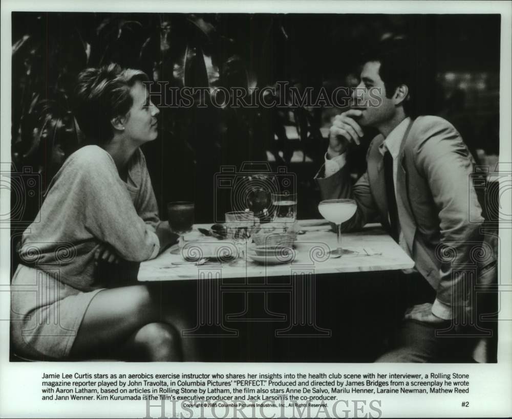 1985 Press Photo "Perfect" Movie Scene Starring Jamie Lee Curtis, John Travolta- Historic Images