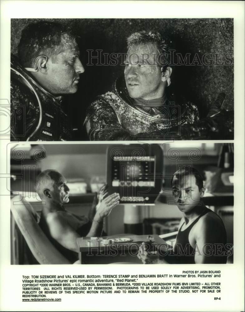 2000 Press Photo &quot;Red Planet&quot; Movie Scenes - hcp13138- Historic Images