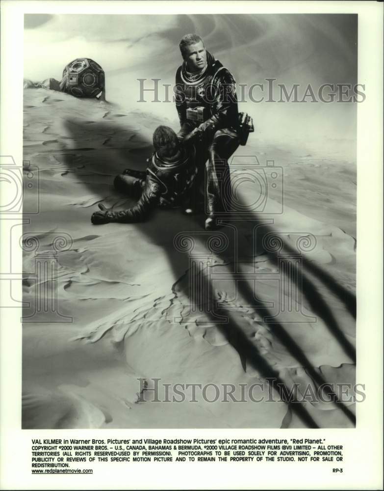 2000 Press Photo &quot;Red Planet&quot; Movie Scene with Val Kilmer - hcp13139- Historic Images