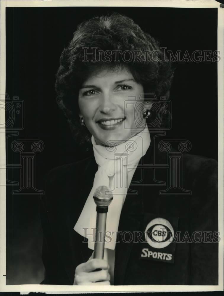 1983 Press Photo Sportscaster Charlsie Cantley on &quot;The NFL Today&quot; - hcp25013- Historic Images