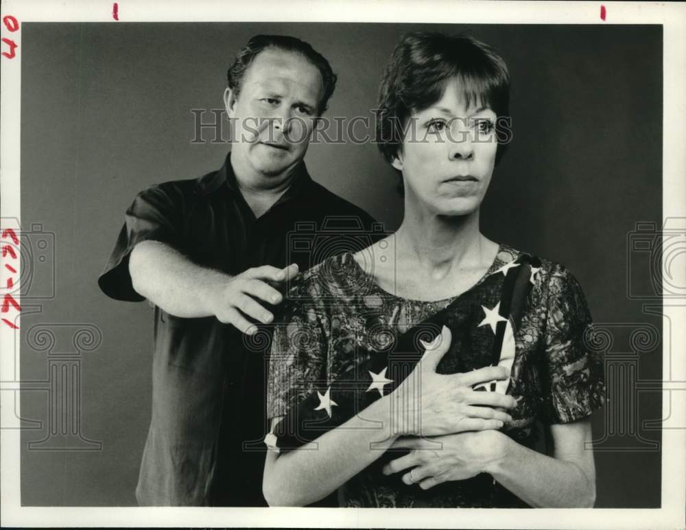 1980 Press Photo Carol Burnett, Ned Beatty in "Friendly Fire" ABC Movie