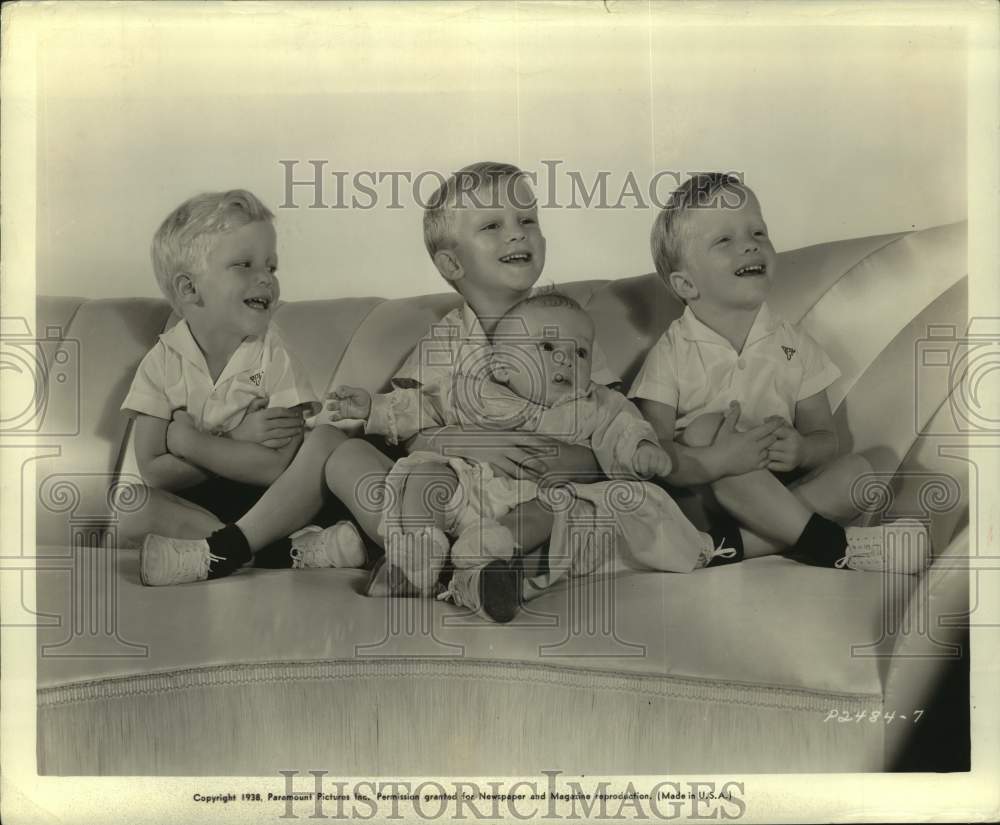 1938 Press Photo Bing Crosby's children: Phillip, Gary, Dennis and baby Lindsay